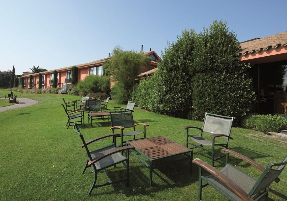 Hotel Torremirona Golf & Spa Навата Екстер'єр фото